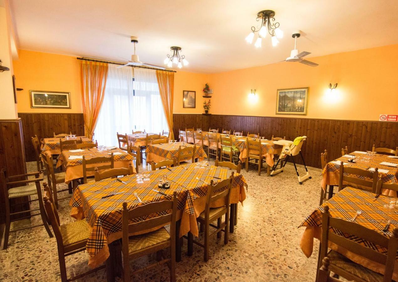 Cantarana Otel Sesta Godano Dış mekan fotoğraf